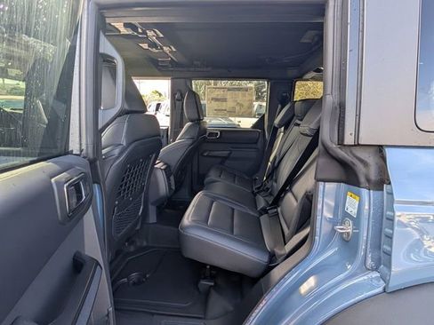 New 2025 Ford Bronco Badlands image 5