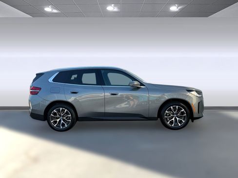 New 2026 BMW X3 xDrive30 w/ Premium Package image 7