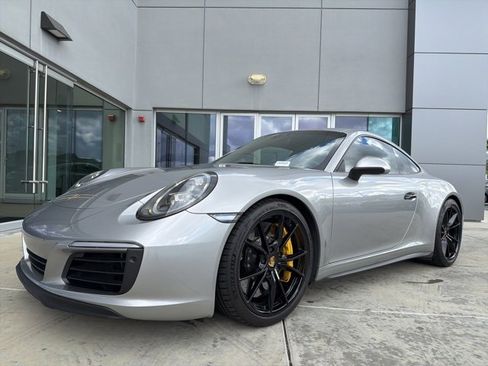 Used 2019 Porsche 911 Carrera 4S image 3