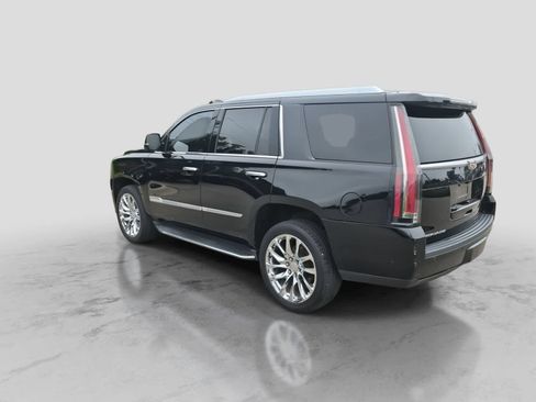 Used 2019 Cadillac Escalade Luxury w/ LPO, Radiant Package AWD/4WD image 6