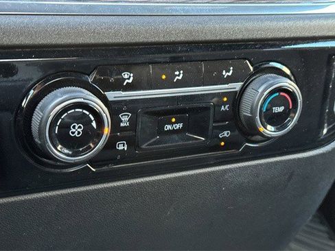 Certified 2024 Chevrolet Silverado 2500 LT image 25