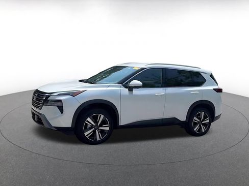 Used 2026 Nissan Rogue SL AWD/4WD image 8