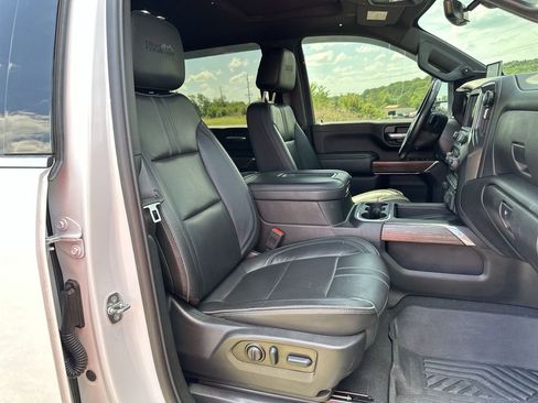 Used 2022 Chevrolet Silverado 2500 High Country w/ Z71 Off-Road Package AWD/4WD image 30
