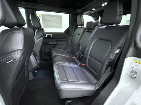 New 2026 Ford Bronco Outer Banks AWD/4WD image 19