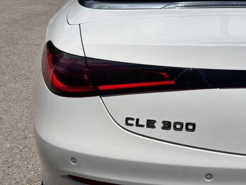 Used 2026 Mercedes-Benz CLE 300 4MATIC Cabriolet image 10