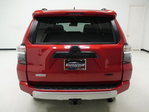 Used 2023 Toyota 4Runner TRD Off-Road Premium w/ Off Road Premium Plus Package AWD/4WD image 5