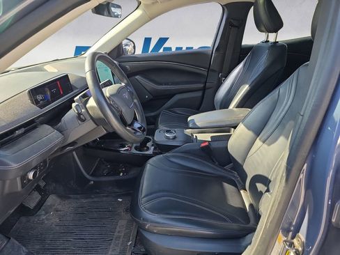Used 2021 Ford Mustang Mach-E Premium image 9