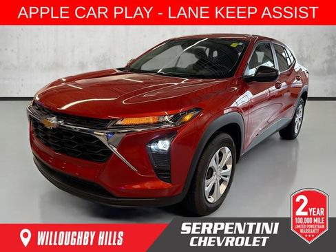 Used 2024 Chevrolet Trax LS image 1