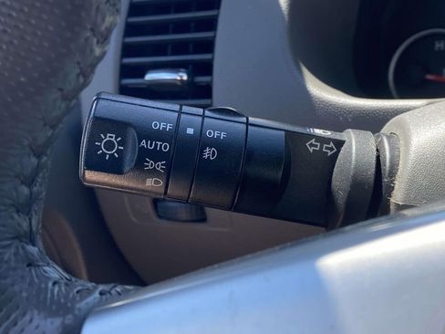 Used 2019 Nissan Frontier SL RWD image 33