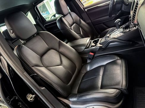 Used 2014 Porsche Cayenne Diesel AWD/4WD image 29