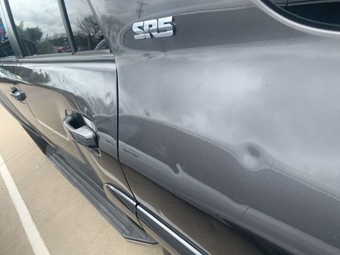 Used 2017 Toyota 4Runner SR5 image 7