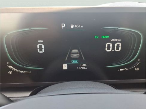 Used 2026 Kia Niro LX FWD image 22