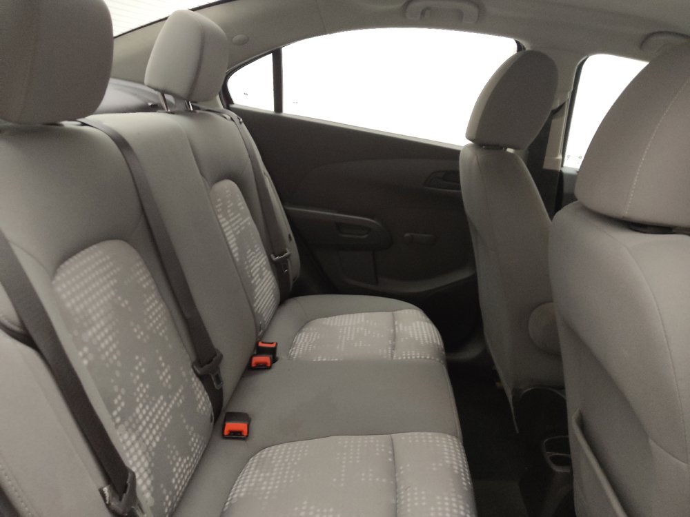 Used 2017 Chevrolet Sonic LS FWD image 19