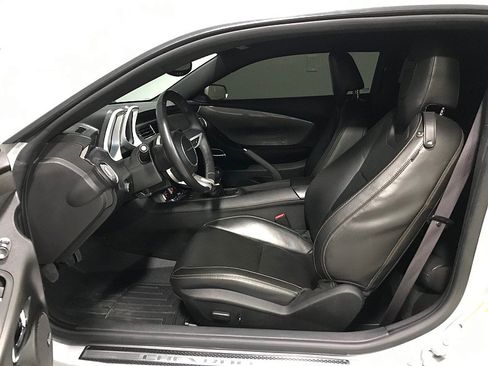 Used 2010 Chevrolet Camaro SS w/ RS Package RWD image 10