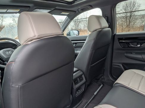 Used 2024 Honda CR-V Sport Touring image 23