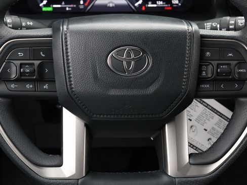 New 2026 Toyota 4Runner TRD Off-Road image 18