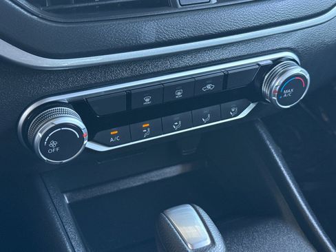 Used 2025 Nissan Altima 2.5 S image 18