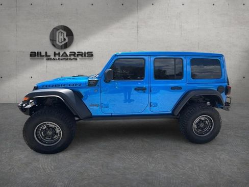 Used 2022 Jeep Wrangler Unlimited Rubicon 4xe w/ Cold Weather Group AWD/4WD image 9