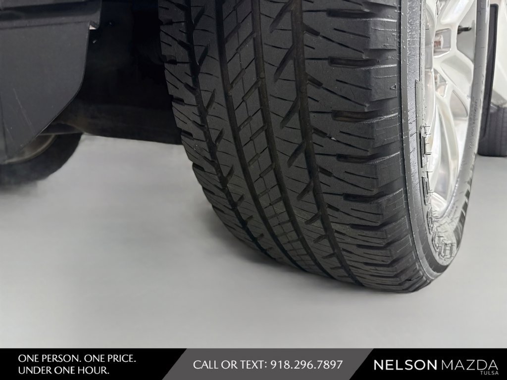 Used 2015 Ford F150 Platinum w/ Equipment Group 701A Luxury AWD/4WD image 9
