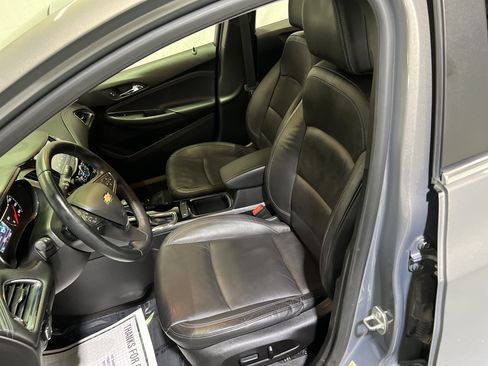 Used 2018 Chevrolet Cruze LT image 18