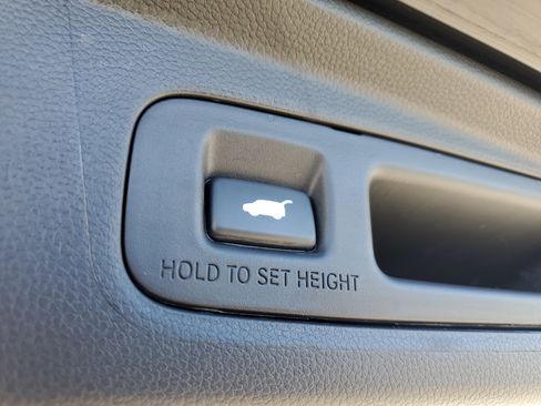 Certified 2025 Honda CR-V Sport Touring image 10