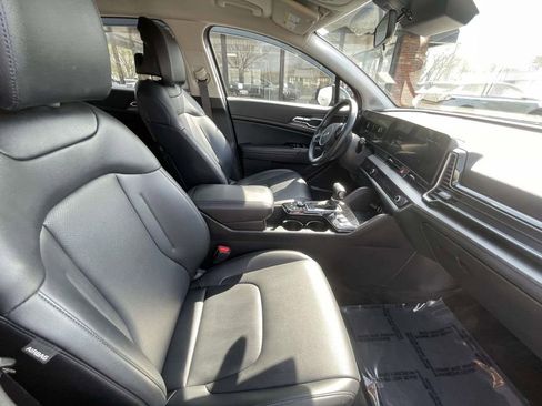 Certified 2023 Kia Sportage EX image 15