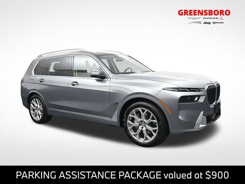 Used 2023 BMW X7 xDrive40i w/ Parking Assistance Package AWD/4WD image 1