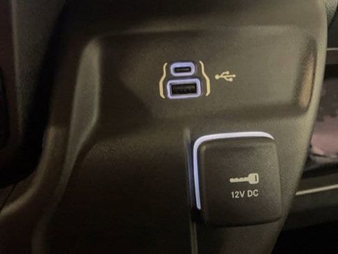 Used 2023 RAM ProMaster 2500 image 20