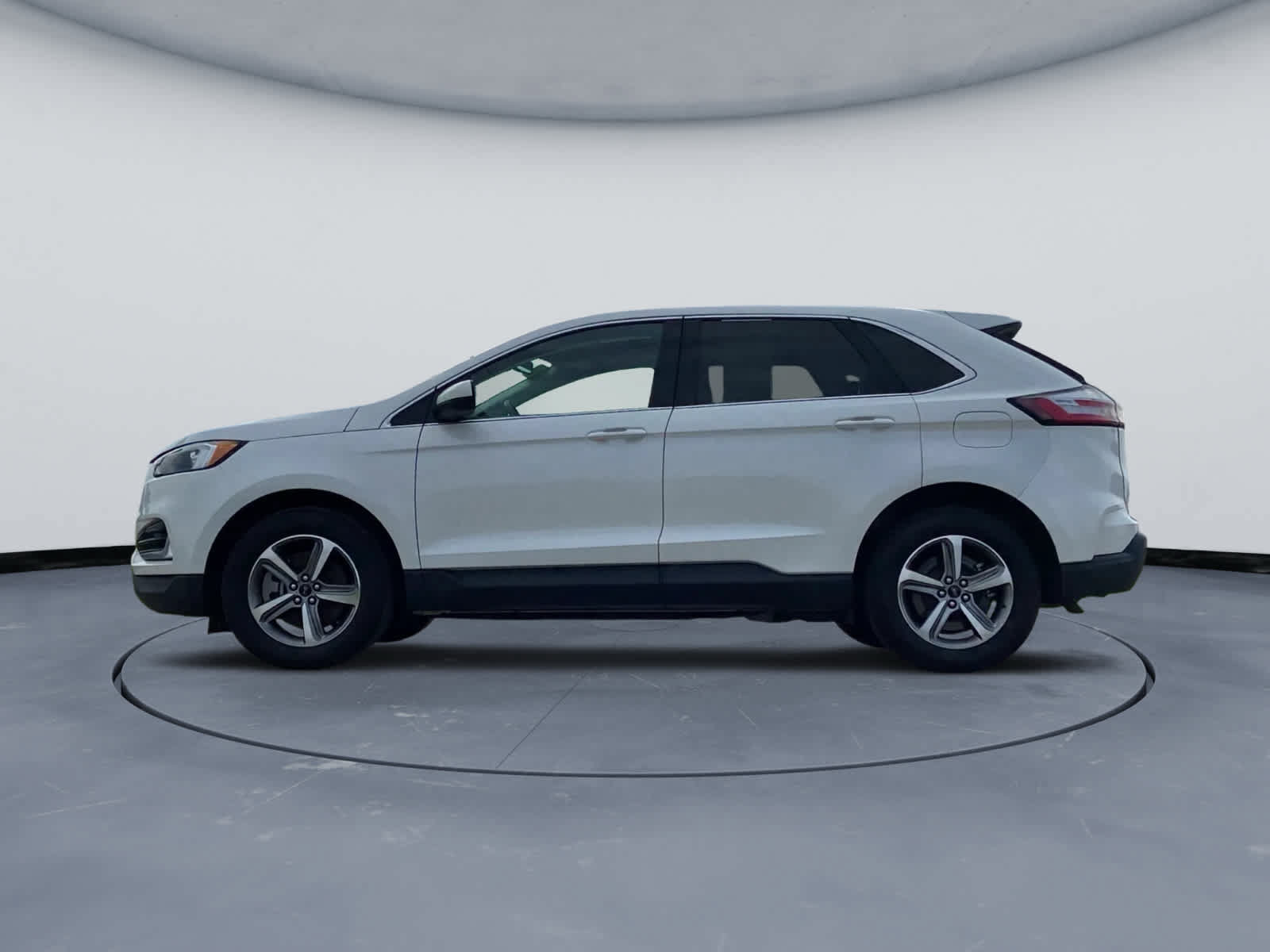Used 2024 Ford Edge SEL w/ Convenience Package AWD/4WD image 7