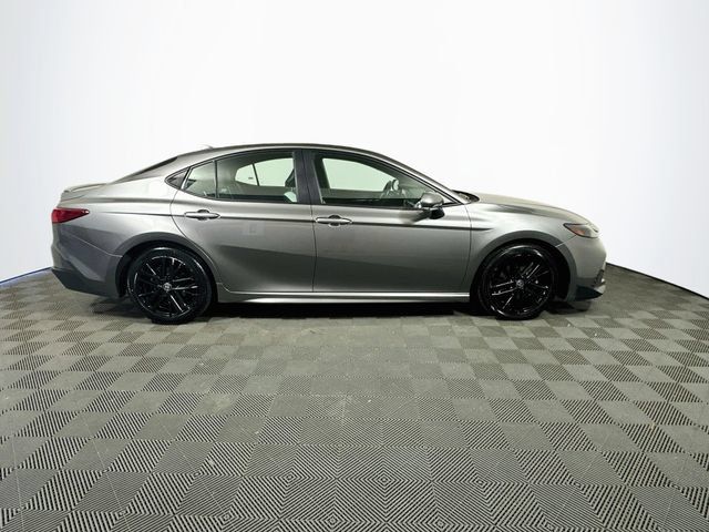 Certified 2025 Toyota Camry SE FWD image 9