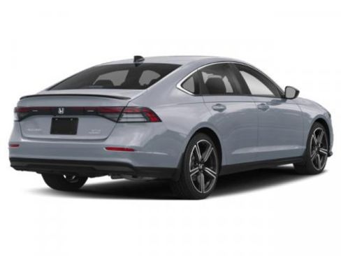 Used 2023 Honda Accord Sport image 2