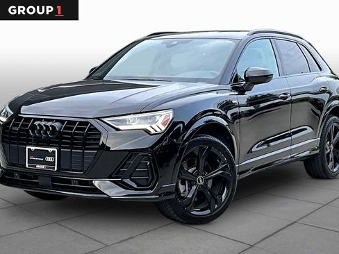 Used 2023 Audi Q3 2.0T Premium Plus w/ Premium Plus Package AWD/4WD image 1