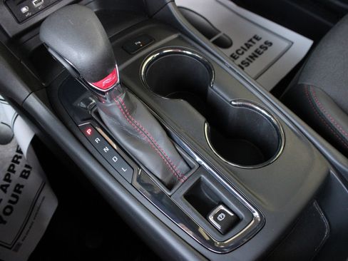 Used 2024 Chevrolet Equinox RS FWD image 47