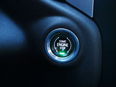 Used 2019 GMC Sierra 1500 SLT w/ SLT Premium Plus Package image 26