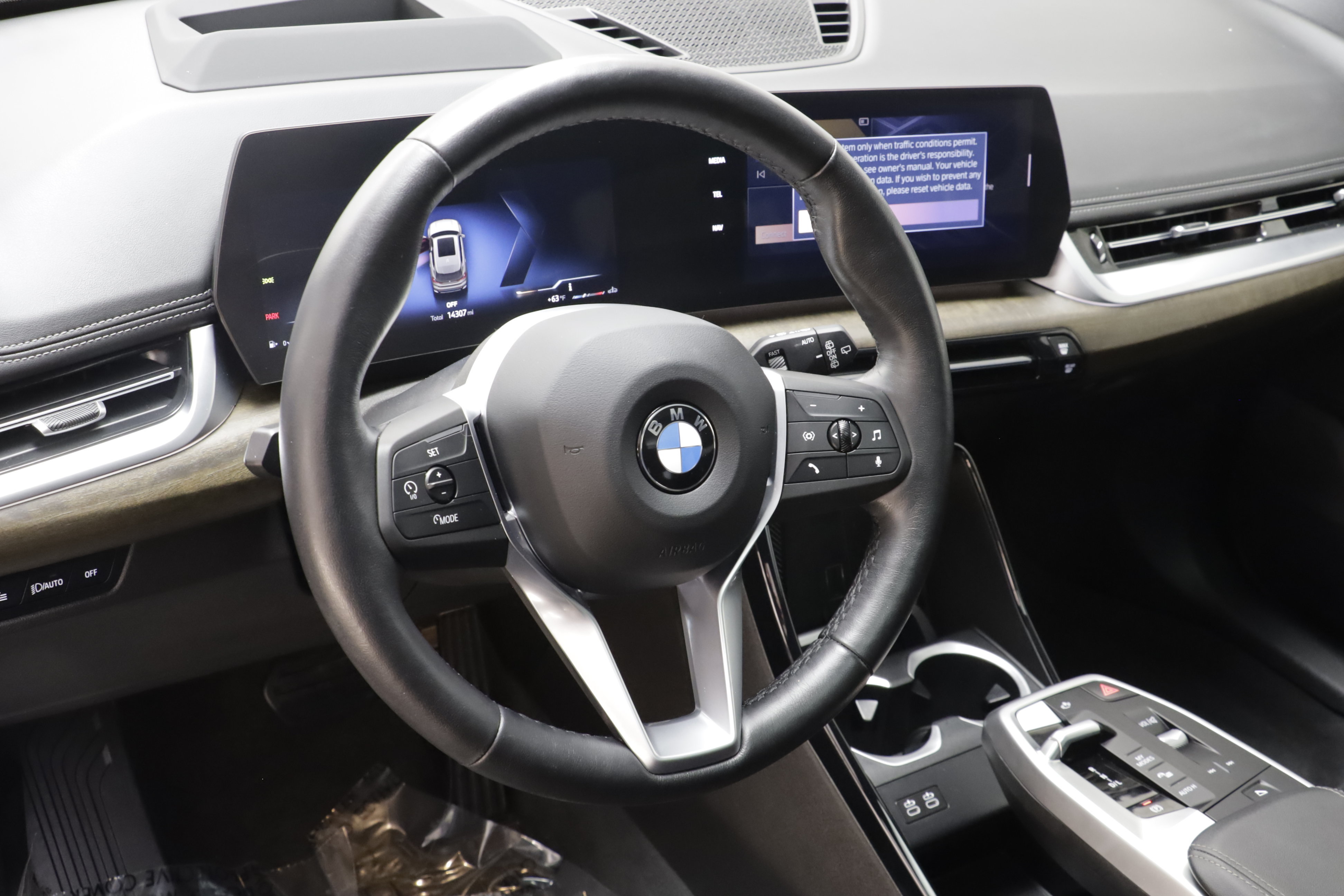 Used 2026 BMW X1 xDrive28i AWD/4WD image 8