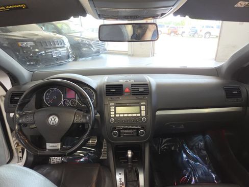 Used 2007 Volkswagen Golf 2-Door FWD image 20