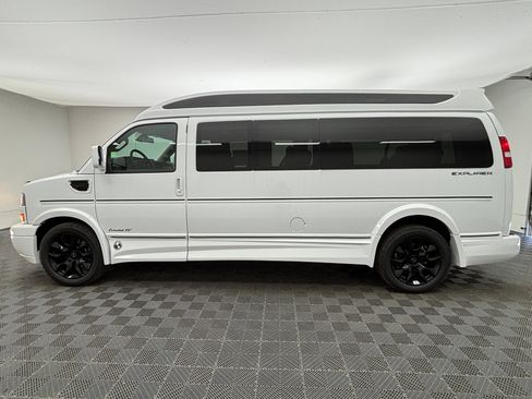 New 2026 GMC Savana 3500 Extended w/ Driver Convenience Package RWD image 15