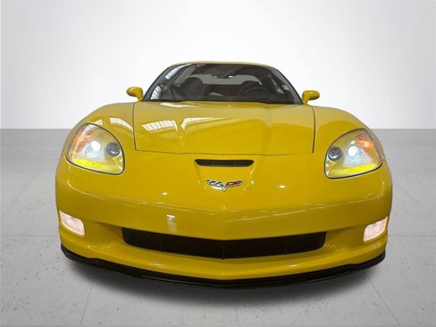 Used 2007 Chevrolet Corvette Z06 w/ Preferred Equipment Group RWD image 4
