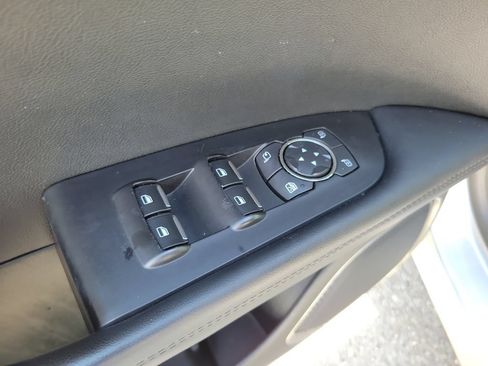 Certified 2022 Lincoln Nautilus FWD image 17