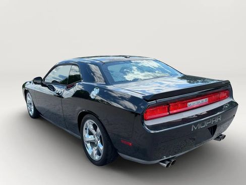 Used 2012 Dodge Challenger R/T RWD image 5