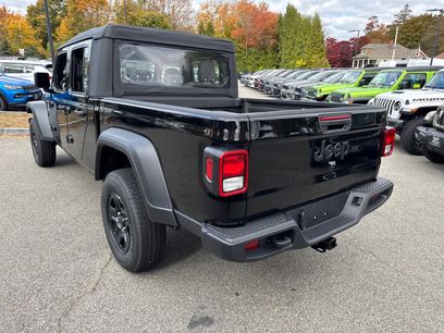 New 2025 Jeep Gladiator Sport