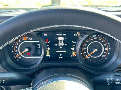 New 2025 Jeep Wrangler Unlimited Sahara w/ Safety Group AWD/4WD image 35