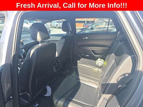 Used 2022 Volkswagen Atlas Cross Sport SE AWD/4WD image 12