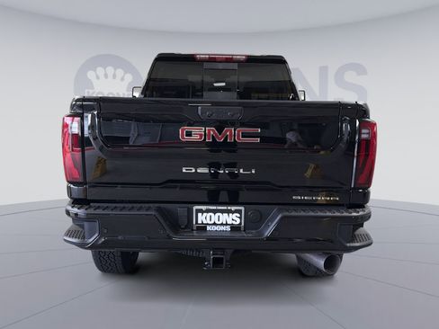 New 2026 GMC Sierra 2500 Denali w/ Denali Reserve Package AWD/4WD image 5