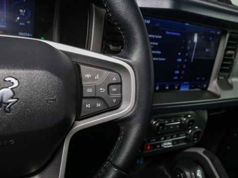 Used 2023 Ford Bronco Outer Banks w/ Sasquatch Package image 29