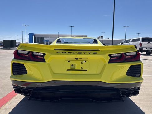 Used 2022 Chevrolet Corvette Stingray image 4