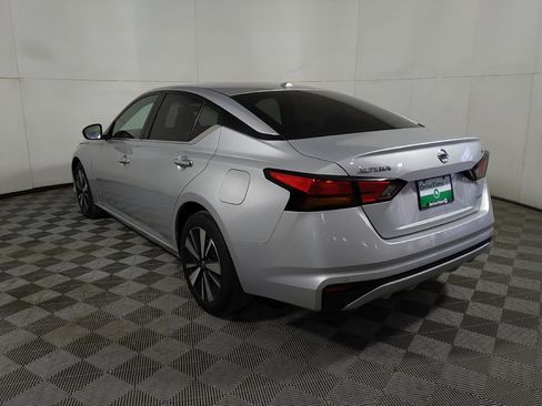 Used 2021 Nissan Altima 2.5 SV AWD/4WD image 5