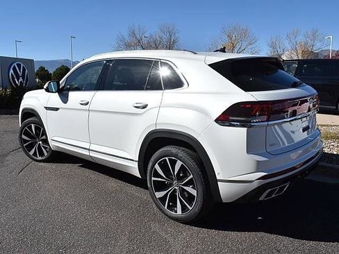 New 2026 Volkswagen Atlas Cross Sport SEL Premium R-Line AWD/4WD image 4