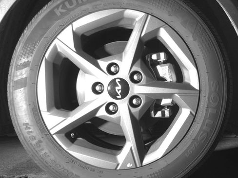Used 2025 Kia K4 FWD image 13