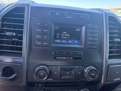 Used 2017 Ford F150 XLT RWD image 13